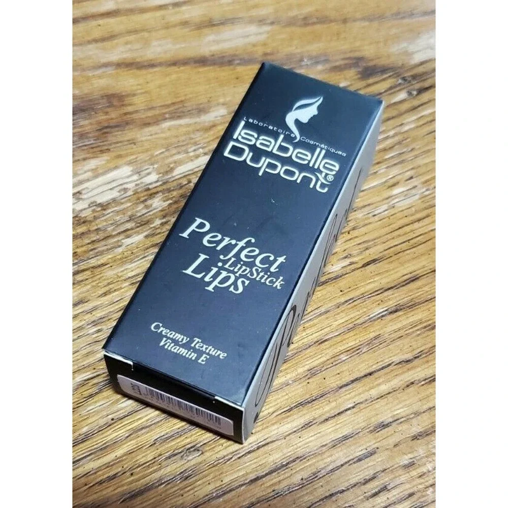 Isabelle Dupont LOT Lipstick L225 & Lipliner 403